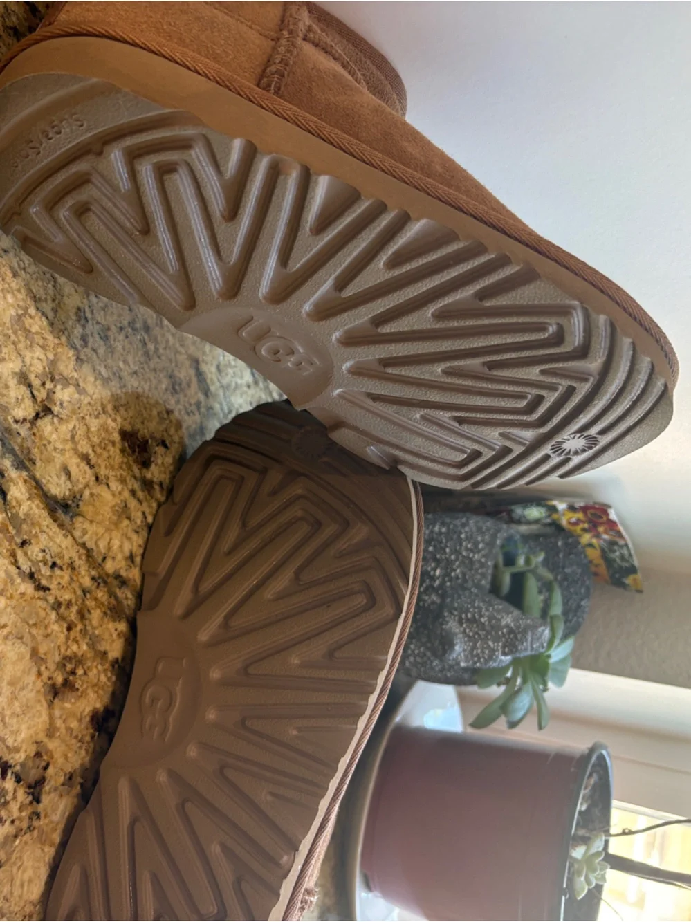 UGG Kids Mini Boot in Chestnut Brown with Cream Lining